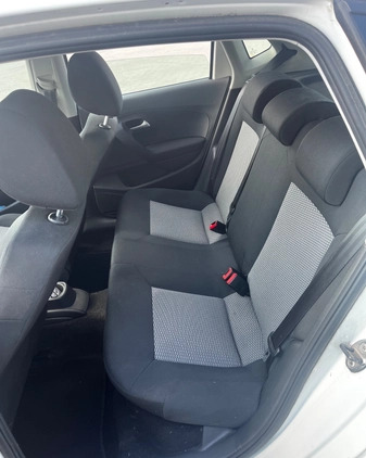 Volkswagen Polo cena 19500 przebieg: 268000, rok produkcji 2011 z Szczecin małe 154